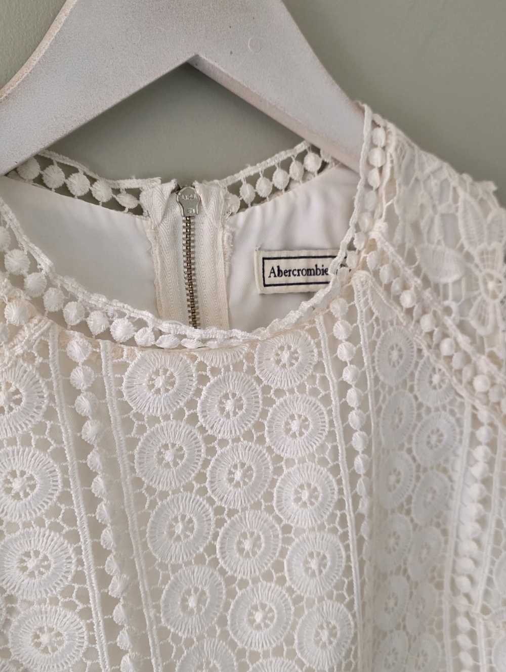 Abercrombie & Fitch Crochet Lace Crop Top Size S Y2K Coquette Romantic Dainty - Picture 6 of 11